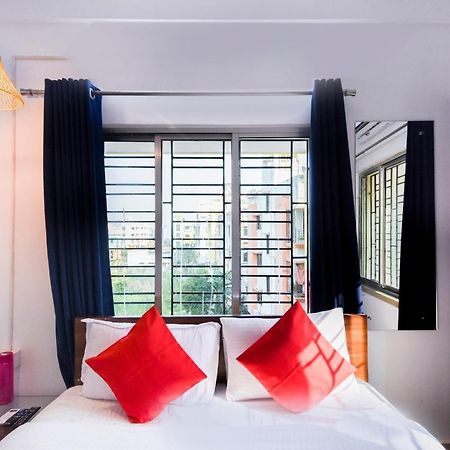 Oyo Flagship Mishika Homes Kolkata Luaran gambar