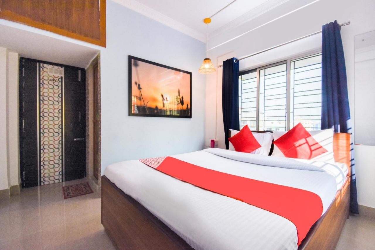 Oyo Flagship Mishika Homes Kolkata Luaran gambar